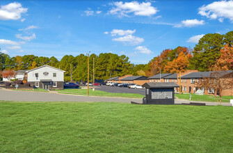 Wynsum Townhomes in Raleigh, NC - Foto de edificio - Building Photo