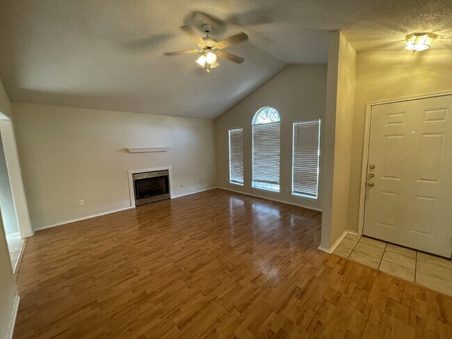 5503 Auburn St in Lubbock, TX - Building Photo - Building Photo
