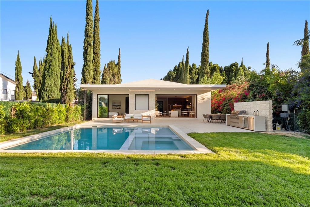 17827 Miranda St in Los Angeles, CA - Building Photo