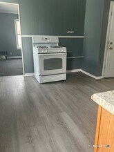 20 Lounsbury Ave in Waterbury, CT - Building Photo - Building Photo