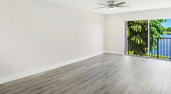 8720 N Sherman Cir, Unit 203 in Miramar, FL - Building Photo