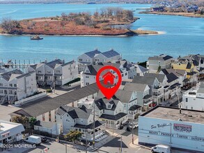 4 Center St in Sea Bright, NJ - Building Photo - Building Photo