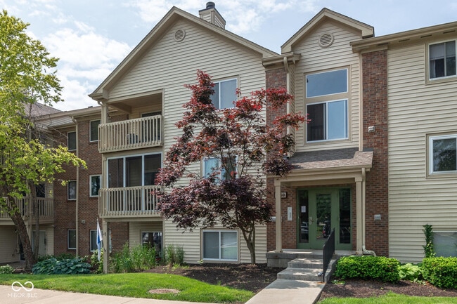 1059 Timber Creek Dr in Carmel, IN - Building Photo - Building Photo