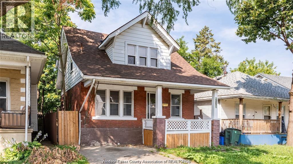 387 Josephine Ave in Windsor, ON - Building Photo