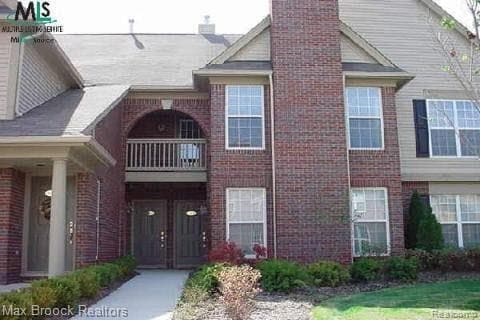 property at 28431 Carlton Way Dr