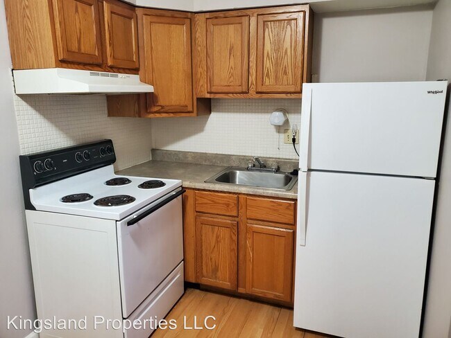 3320 Greenwood Blvd in Maplewood, MO - Building Photo - Building Photo