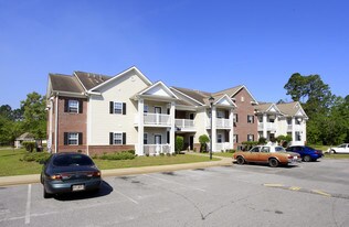 The Pines at Willowbrook in Hinesville, GA - Building Photo