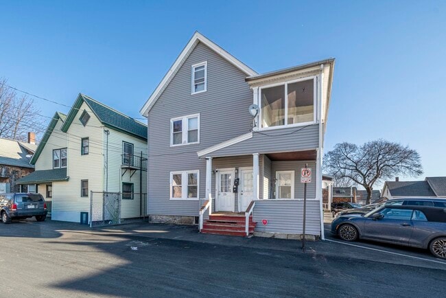 25 Salem St in Nashua, NH - Building Photo - Building Photo