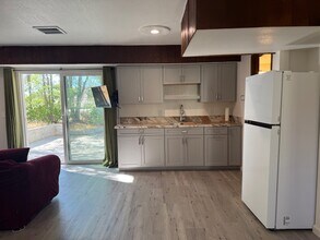 5615 High Rock Way in Sparks, NV - Building Photo - Building Photo