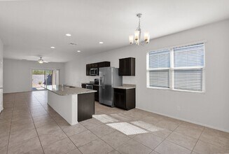 37766 W Amalfi Ave in Maricopa, AZ - Building Photo - Building Photo