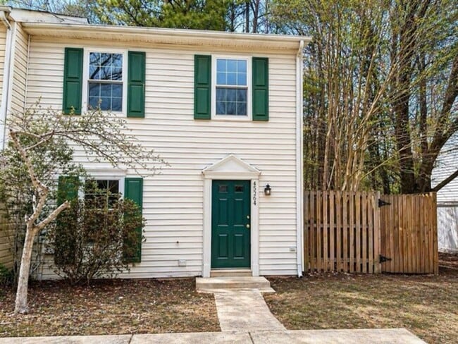 property at 45264 Woodstown Way