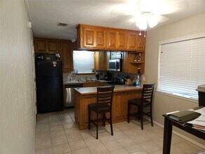 1546 Ramada Dr in Houston, TX - Building Photo - Building Photo