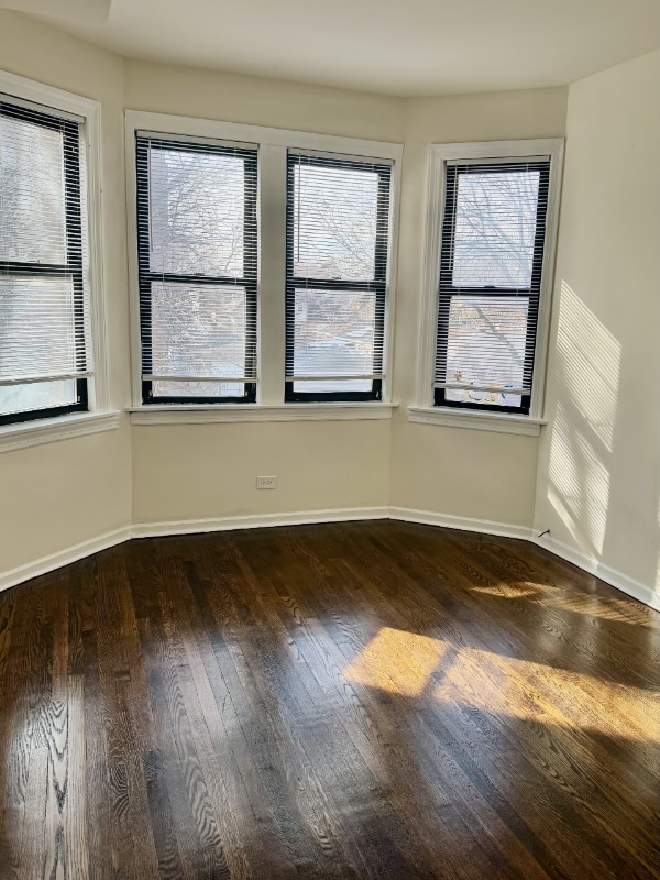 3410 W Carmen Ave, Unit 2B in Chicago, IL - Building Photo - Building Photo