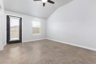 13324 Springcreek Dr in Oklahoma City, OK - Building Photo - Building Photo