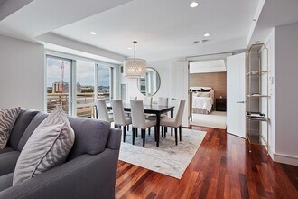 3 Battery Wharf, Unit 3505 in Boston, MA - Foto de edificio - Building Photo