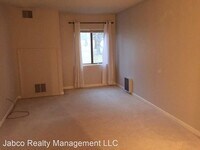 802 Stratford Dr - 14
