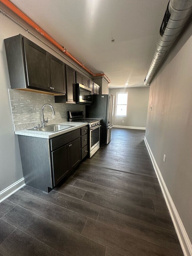 1914 Rowan St-Unit -Unit 2 in Philadelphia, PA - Building Photo - Building Photo