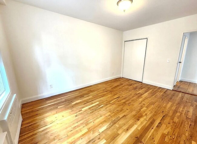 1725 Edison Ave in Bronx, NY - Building Photo - Building Photo