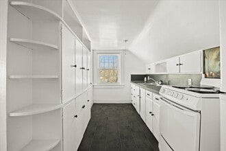 1 Elm St in Freetown, MA - Building Photo - Building Photo