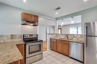 3733 Park Ln in Dallas, TX - Building Photo - Building Photo