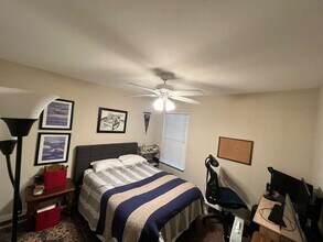 1201 Laurel Ave, Unit 106 in Knoxville, TN - Foto de edificio - Building Photo