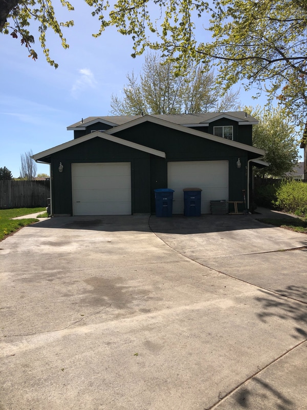 550 NE Negus Loop in Redmond, OR - Building Photo - Building Photo