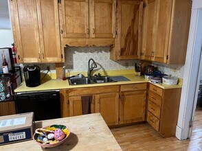 241 Main St in Orono, ME - Building Photo - Building Photo