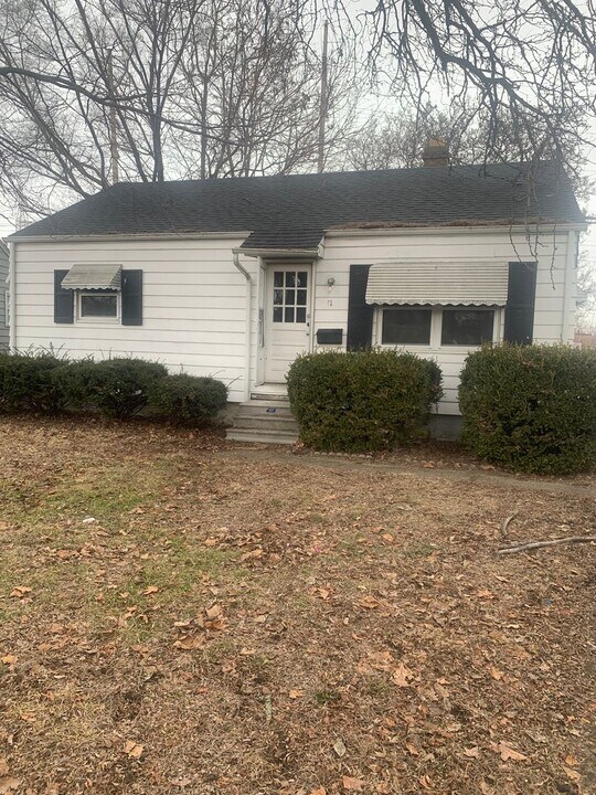 21 Ruth Ct in Springfield, IL - Building Photo