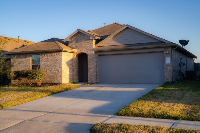 2446 Ormes Forest Ln in Spring, TX - Foto de edificio - Building Photo