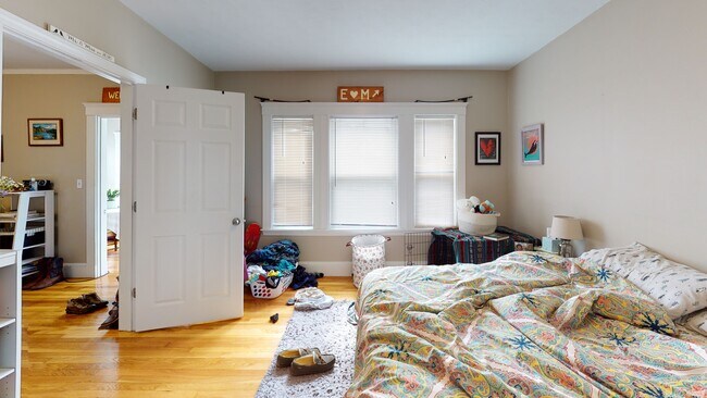 48 South Crescent Circuit in Boston, MA - Building Photo - Building Photo