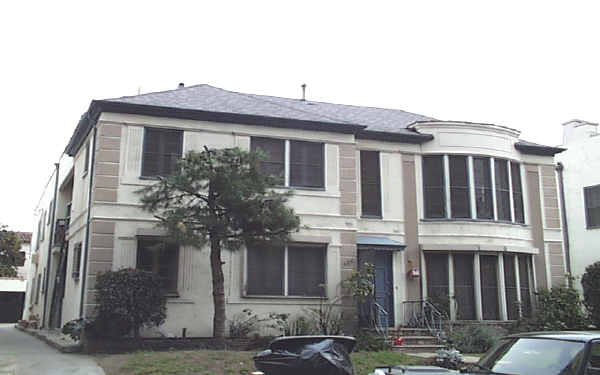 626 N Genesee Ave in Los Angeles, CA - Building Photo - Building Photo