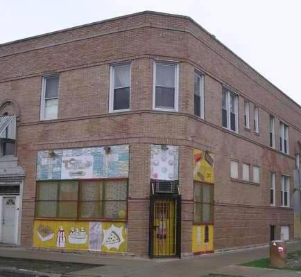 4048 W Hirsch St in Chicago, IL - Foto de edificio