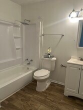 2762 Panama St, Unit A in Kenner, LA - Foto de edificio - Building Photo