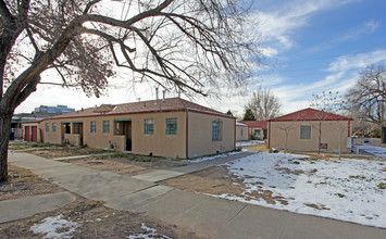 401 14th St SW in Albuquerque, NM - Foto de edificio - Building Photo