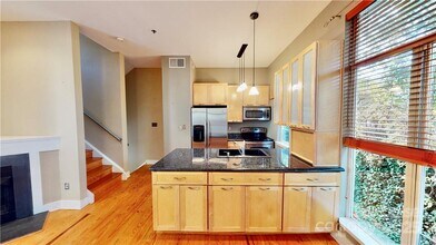 2062 Atherton Heights Ln in Charlotte, NC - Building Photo - Building Photo