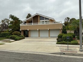 1920 Alto Ln in Fullerton, CA - Building Photo
