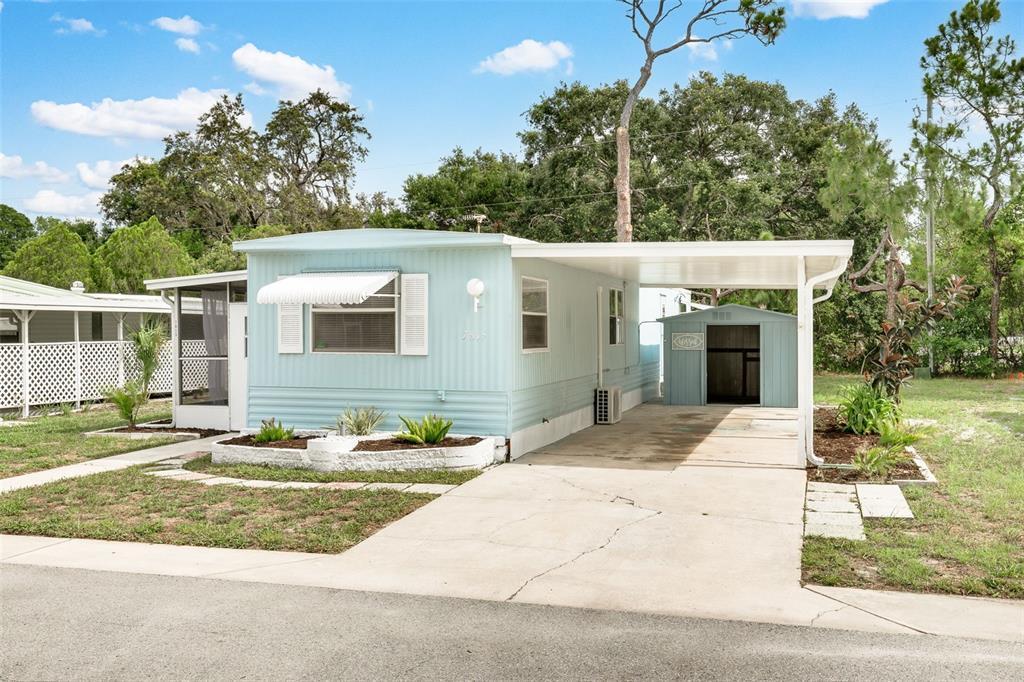 7815 Greenlawn Dr in New Port Richey, FL - Building Photo