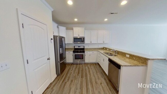 1728 Shady Oaks Dr in Wendell, NC - Building Photo - Building Photo