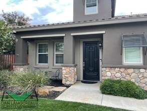 33371 Canvas Back St in Woodland, CA - Building Photo - Building Photo