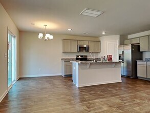 606 Belmont Red Ln in Columbia, SC - Building Photo - Building Photo