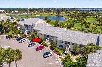 5571 NE Gulfstream Way in Stuart, FL - Building Photo - Building Photo