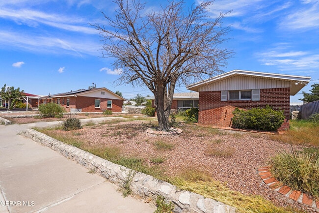9532 Waverly Dr in El Paso, TX - Building Photo - Building Photo