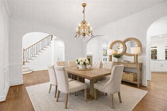 1158 Queensgate Dr SE in Smyrna, GA - Building Photo - Building Photo