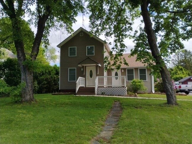 property at 68 Prospect St