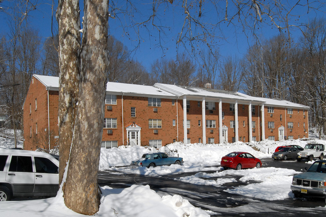 Valley View Apartments in Phillipsburg, NJ - Building Photo