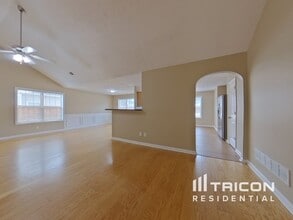 324 White Flower Cir in Villa Rica, GA - Building Photo - Building Photo