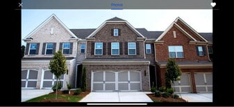 1210 Foxcroft Ln in Cumming, GA - Building Photo