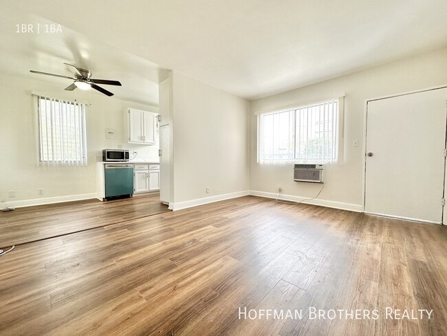 property at 14639 Calvert St