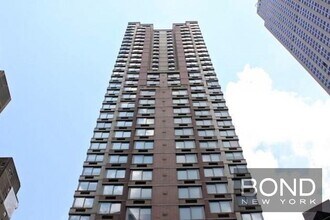 35 W 33rd St in New York, NY - Building Photo - Building Photo