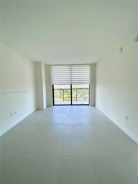 5350 NW 84th Ave, Unit 1001 in Doral, FL - Building Photo - Building Photo